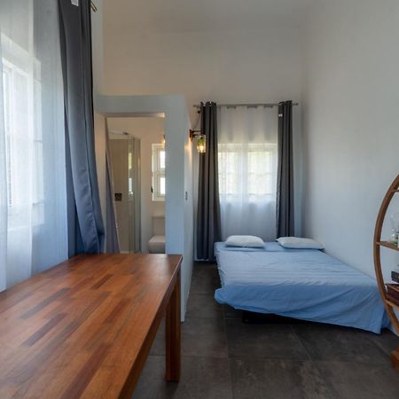 El-Sangha Studio 2Mina Pieds De La Plage De Baie Du Cap Ruisseau Creole Экстерьер фото
